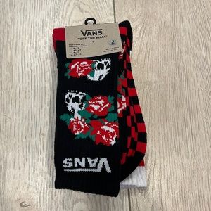 Vans 2 pack skull and rose socks💀🌹